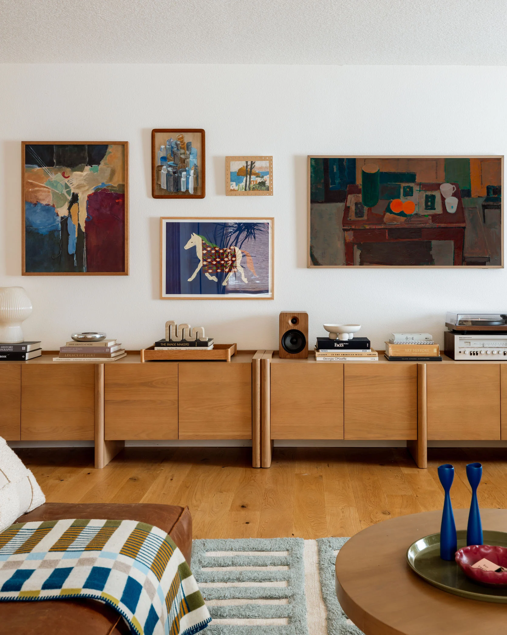 our 12 go-to white/neutral paint colors (+ how to never make the wrong paint choice again) 92 our 12 go-to white/neutral paint colors (+ how to never make the wrong paint choice again)