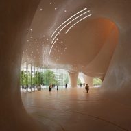 düsseldorf opera house by snøhetta