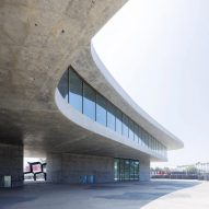 weiss/manfredi to transform la brea tar pits into "inside-outside museum"