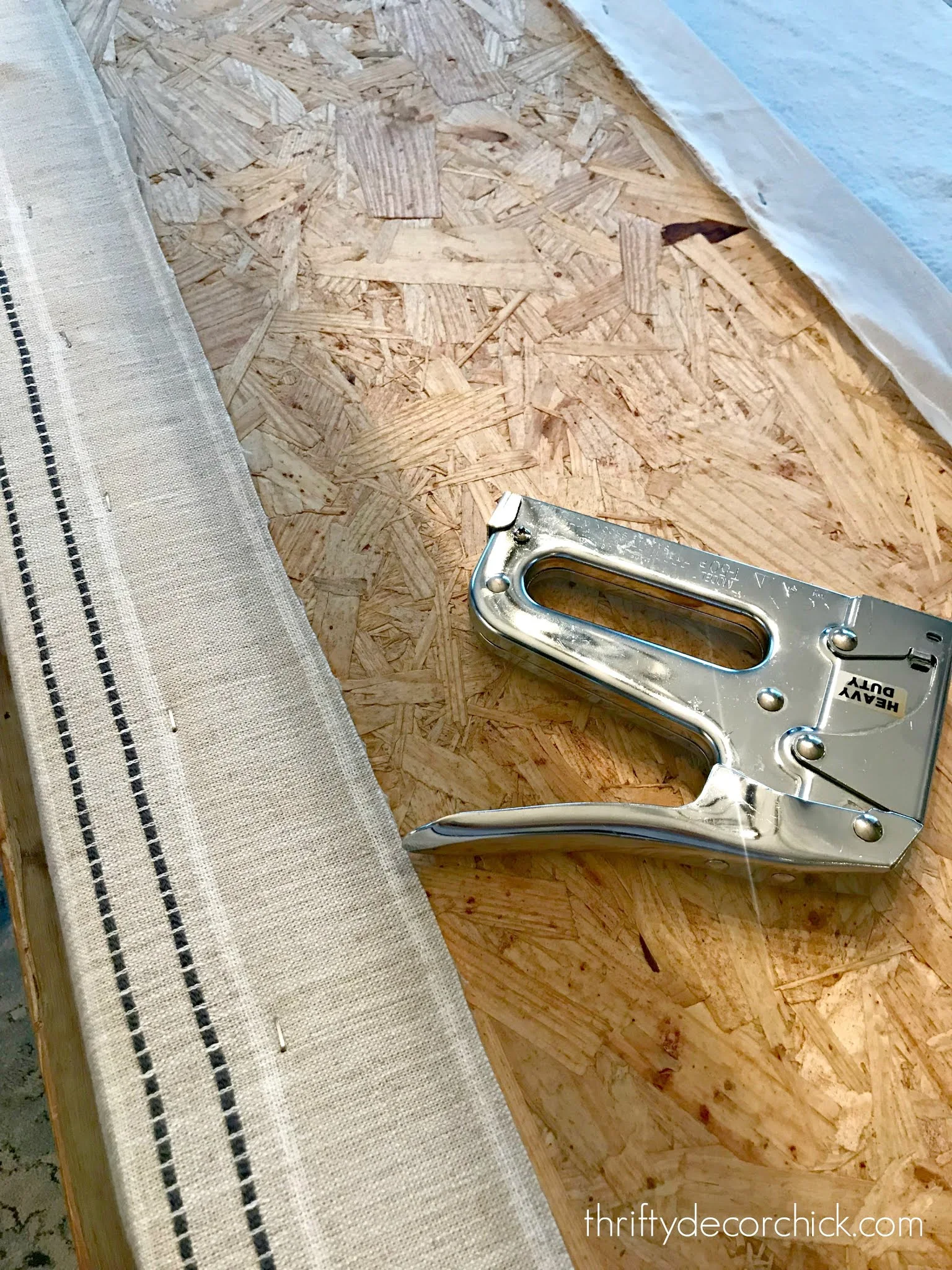 how to make a diy bench cushion no sewing