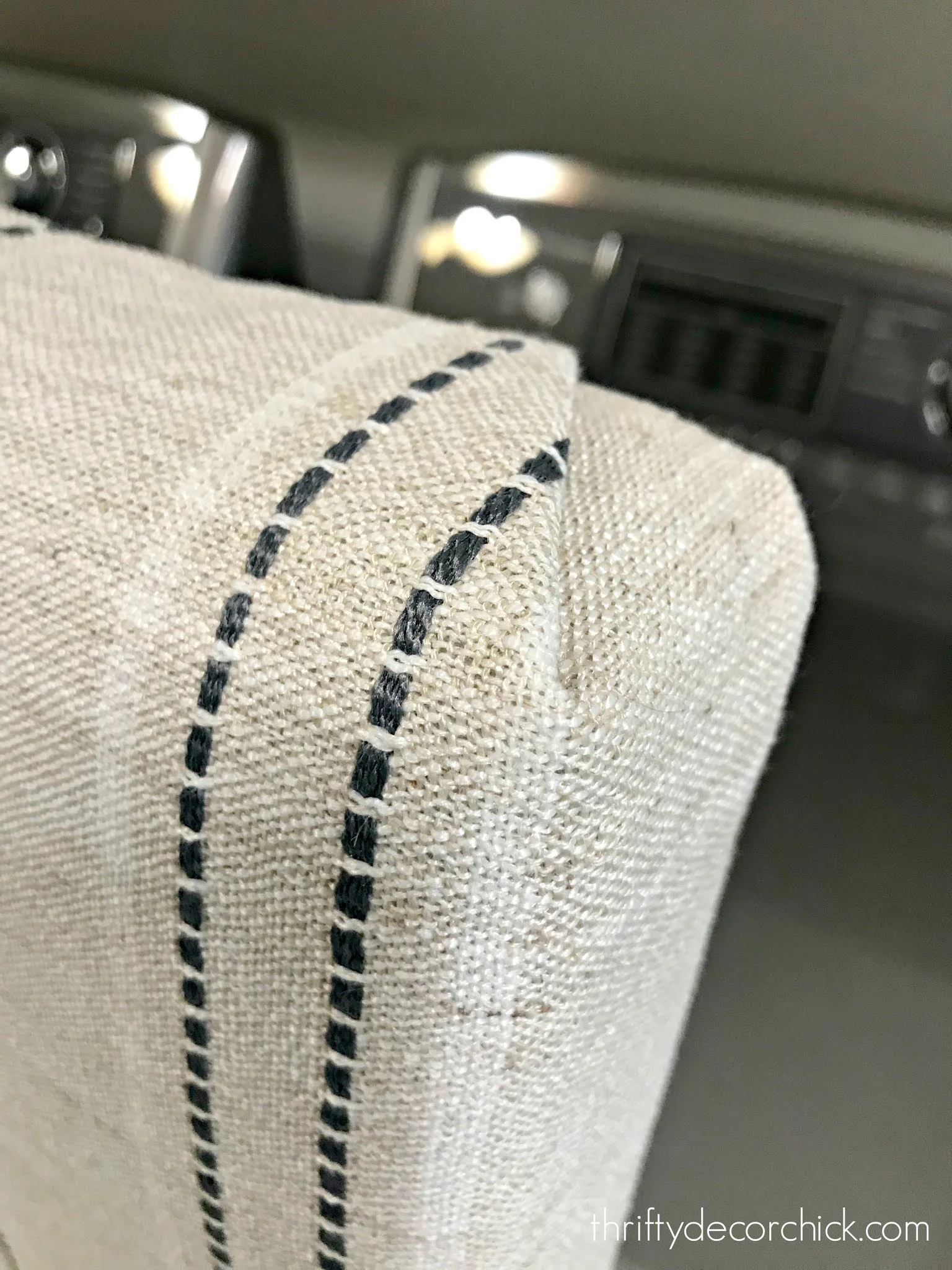 wrapping corners on bench cushion