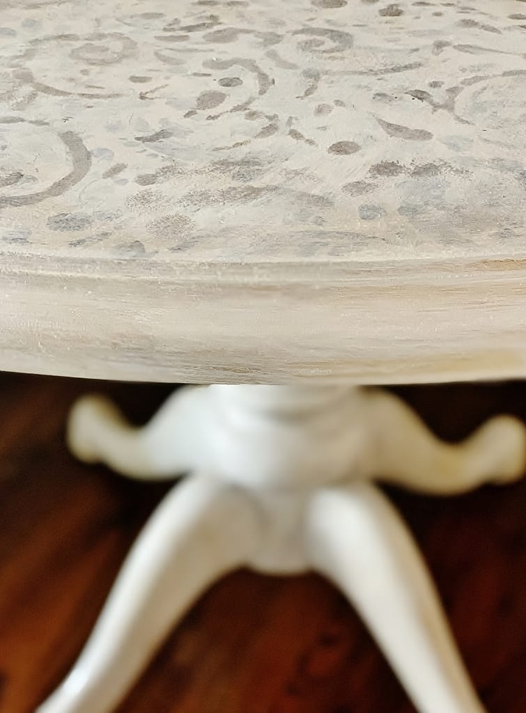 how to creat a faux antique finish with patterned patina