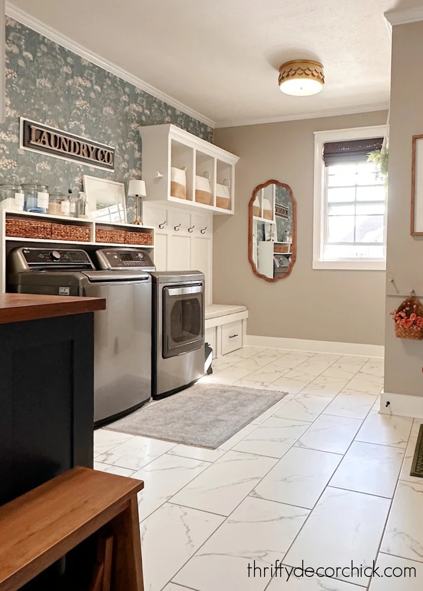 mud laundry room combo layout