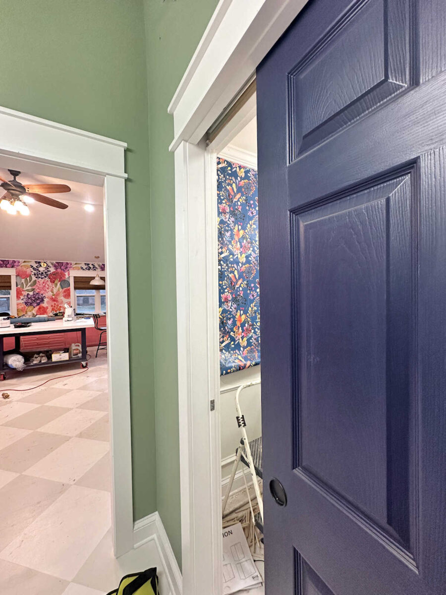 studio bathroom look