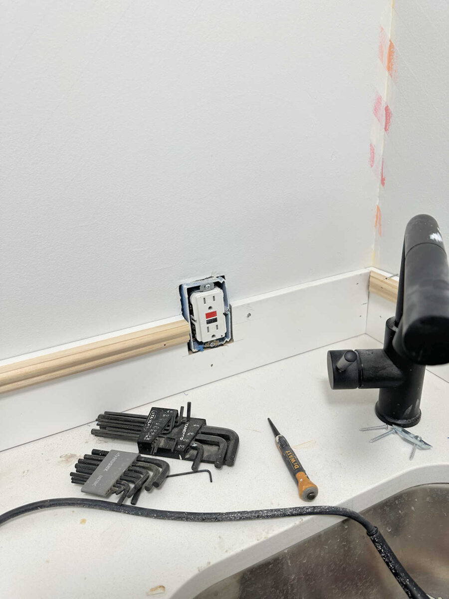 more studio bathroom progress - addicted 2 decorating® 24 more studio bathroom progress - addicted 2 decorating®