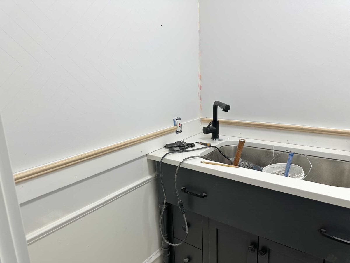 more studio bathroom progress - addicted 2 decorating® 23 more studio bathroom progress - addicted 2 decorating®