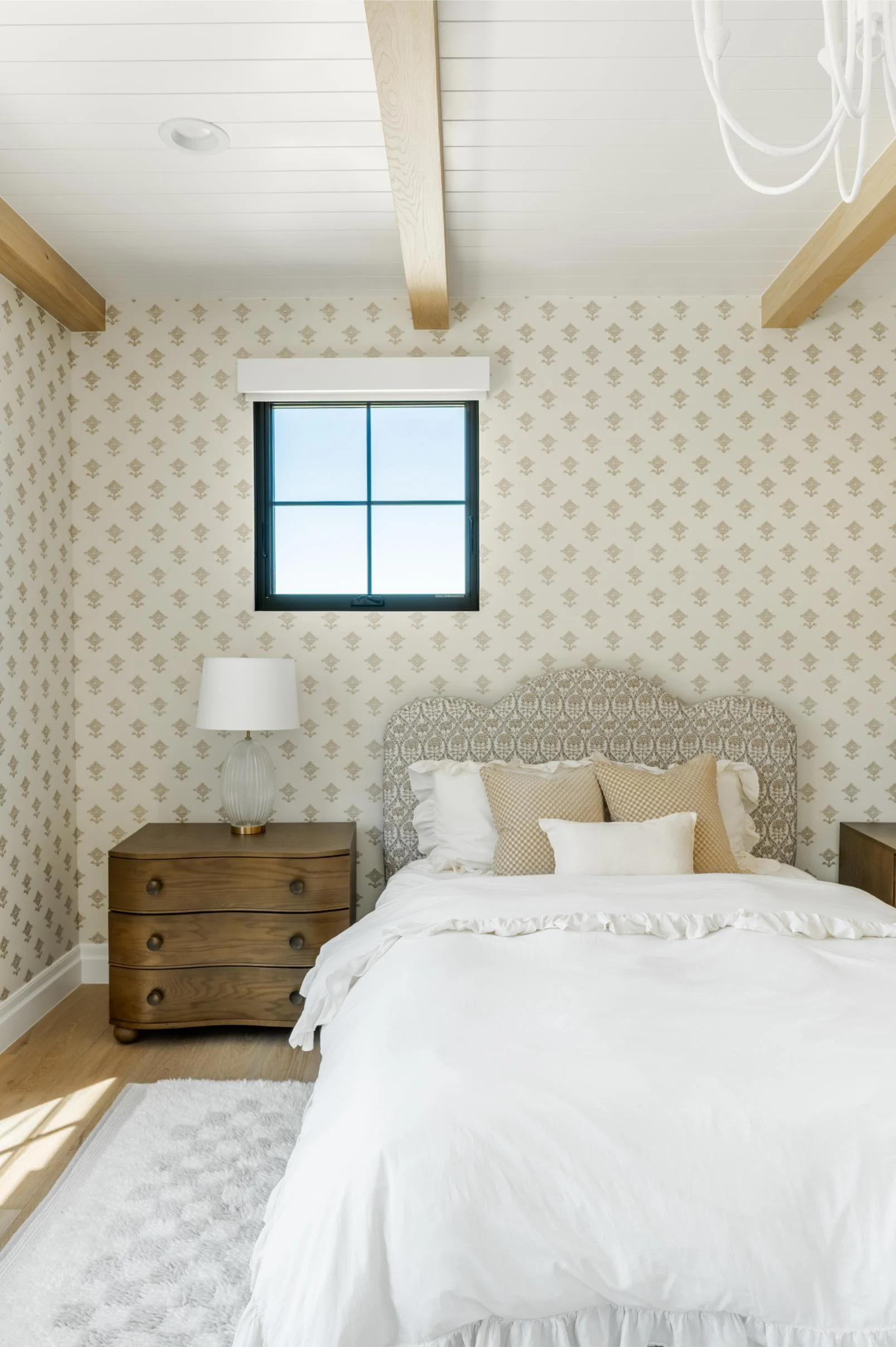 how styling neutrals