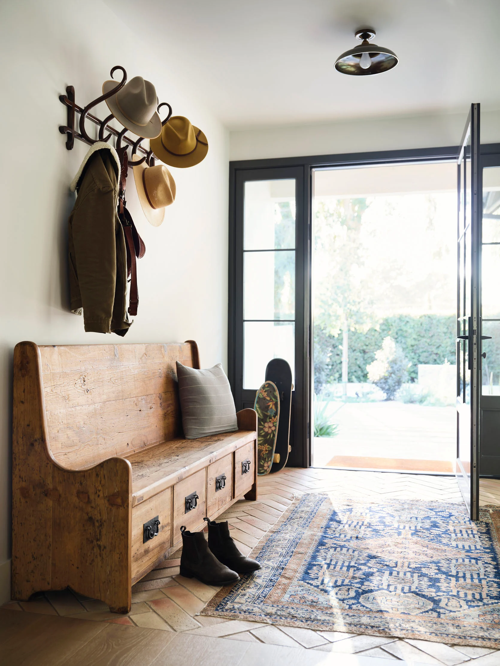 take a tour through this calm, neutral home to get some good inspo (accent walls included) 40 take a tour through this calm, neutral home to get some good inspo (accent walls included)