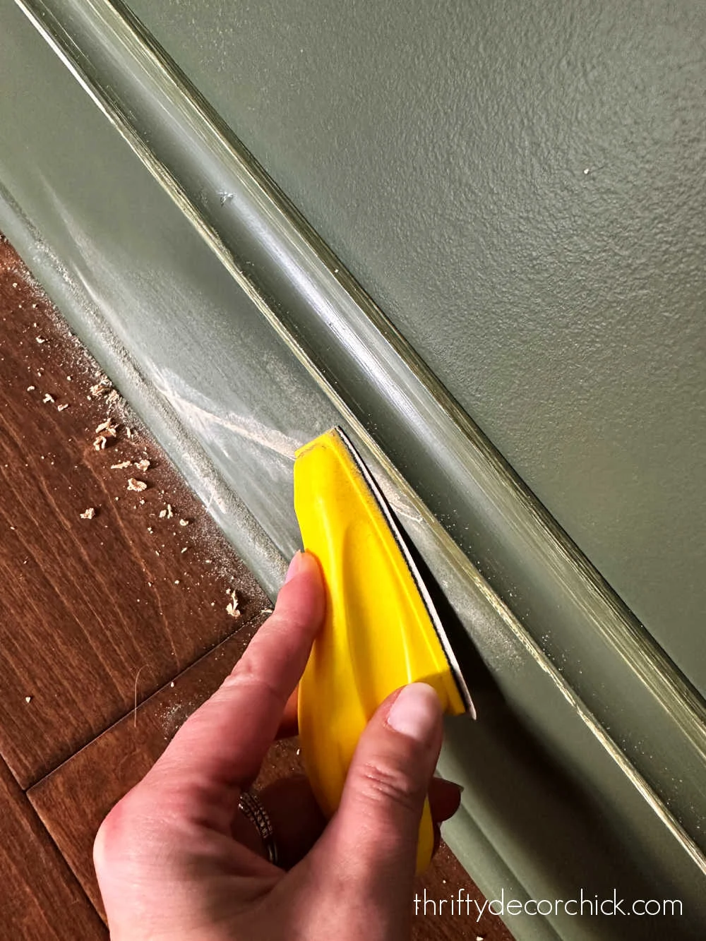 my favorite small, handy diy tools i can't live without! | thrifty decor chick 33 small detail sander baseboard