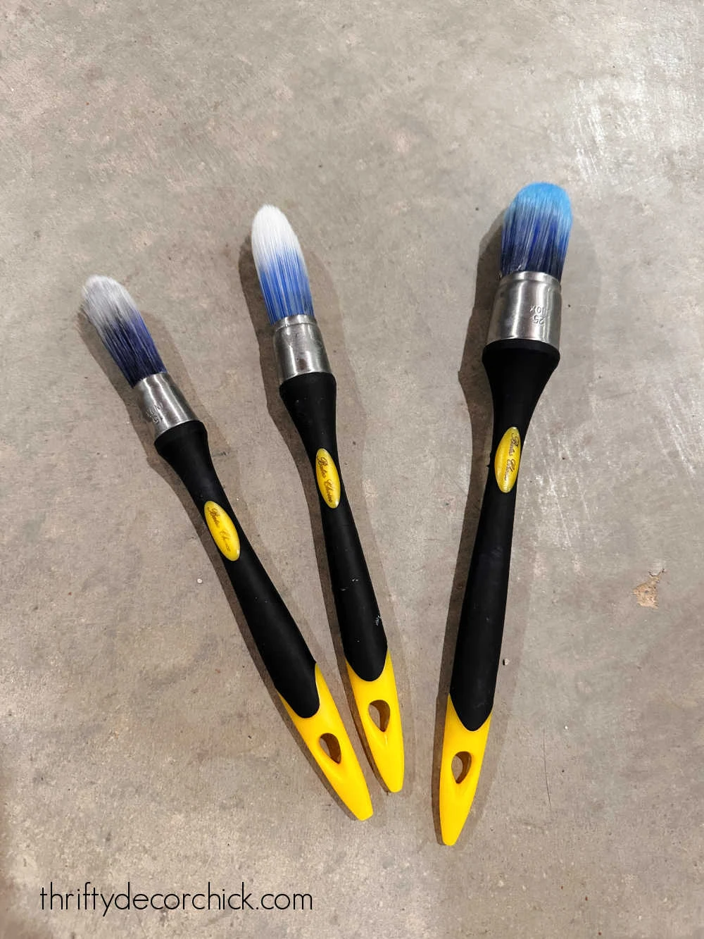 my favorite small, handy diy tools i can't live without! | thrifty decor chick 36 tapered detail paint brushes