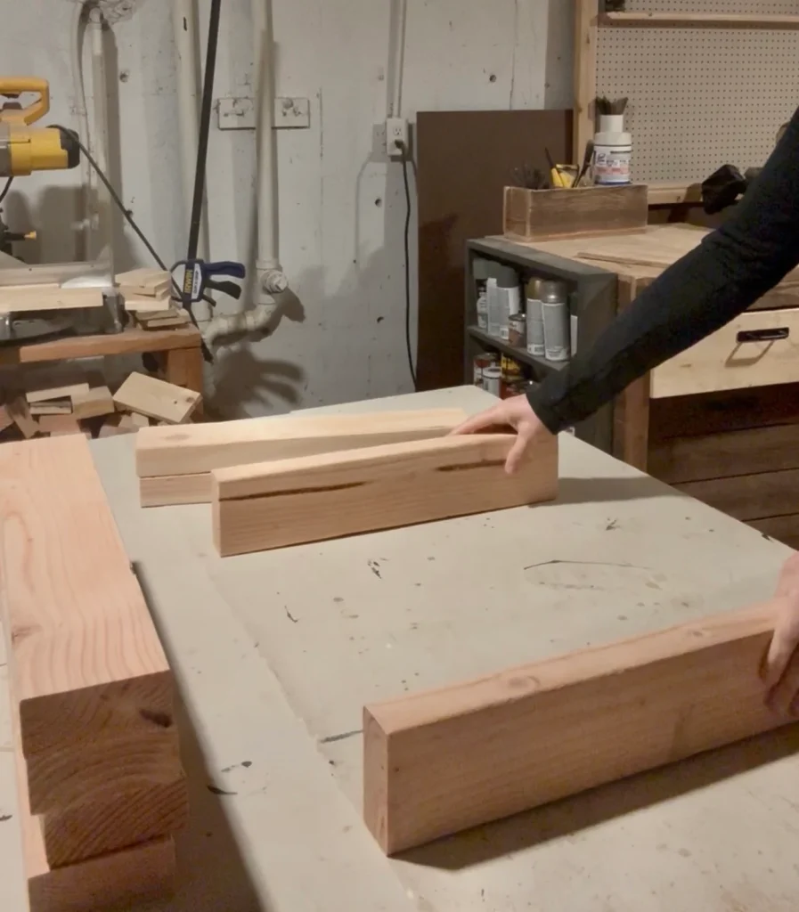 Modern Fence Picket Planter or Raised Bed – Multiple Sizes – Free DIY Plans