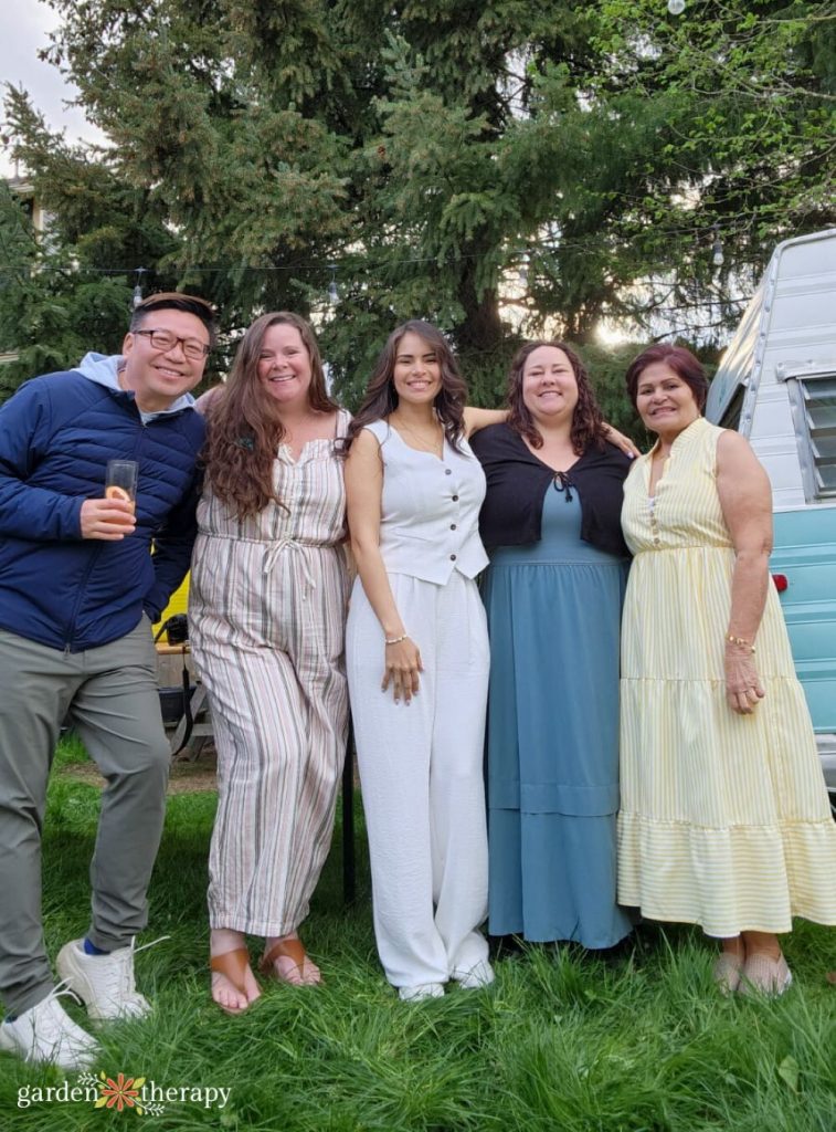 I Had Dinner With Over 100 Strangers. Here’s What I Learned