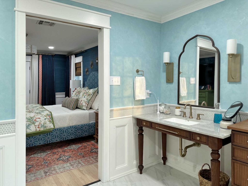 Photo Tour Of Our Whole Master Bedroom Suite (Foyer, Walk-In Closet, Bedroom, And Bathroom)