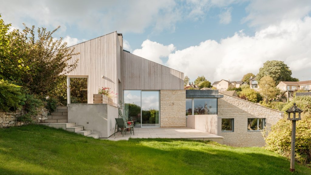 Klas Hyllén Architecture revamps 1970s bungalow in England