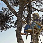 Eco How-To: Crafter’s Hands: Scraps Breathe, Reclaimed Projects Bloom Eco How-To: Crafter’s Hands: Scraps Breathe, Reclaimed Projects Bloom