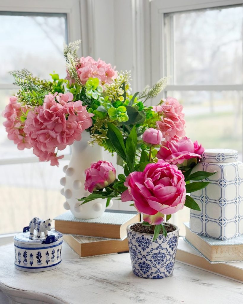 DIY Hobnail Vase That Looks Like Vintage Milkglass