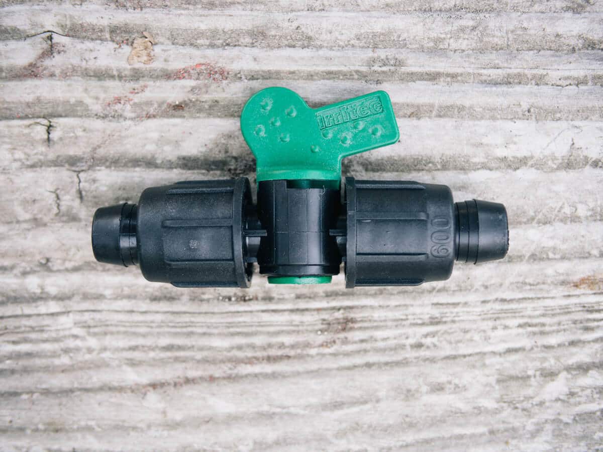 easy loc fitting with shut-off valve