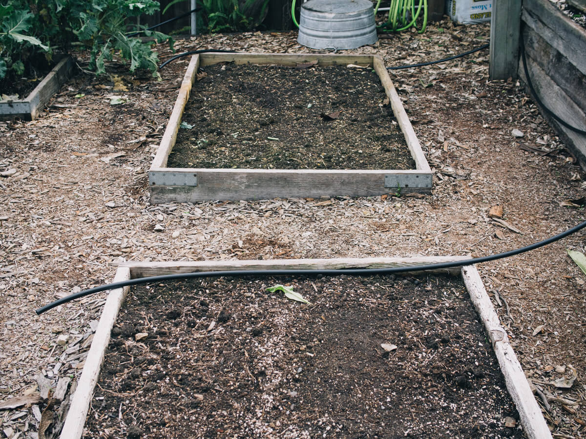 lay out mainline tubing