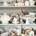 7 Simple Steps to Style a Hutch