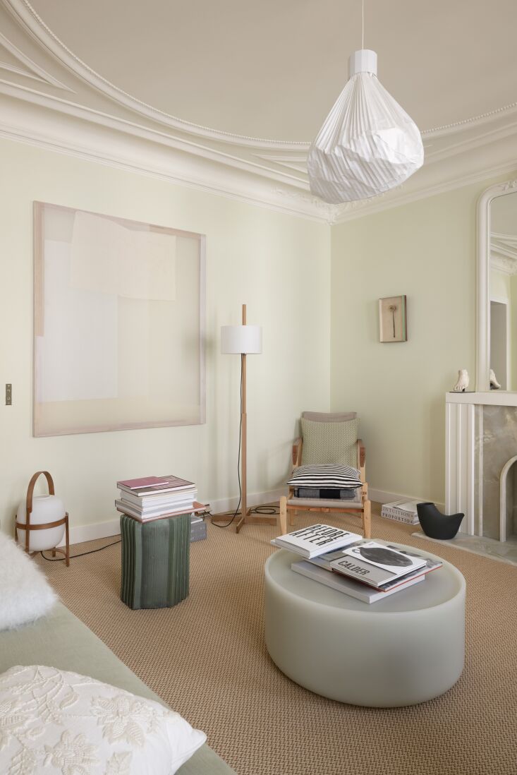 a kaare klint safari chair, the apollo coffee table from balzano