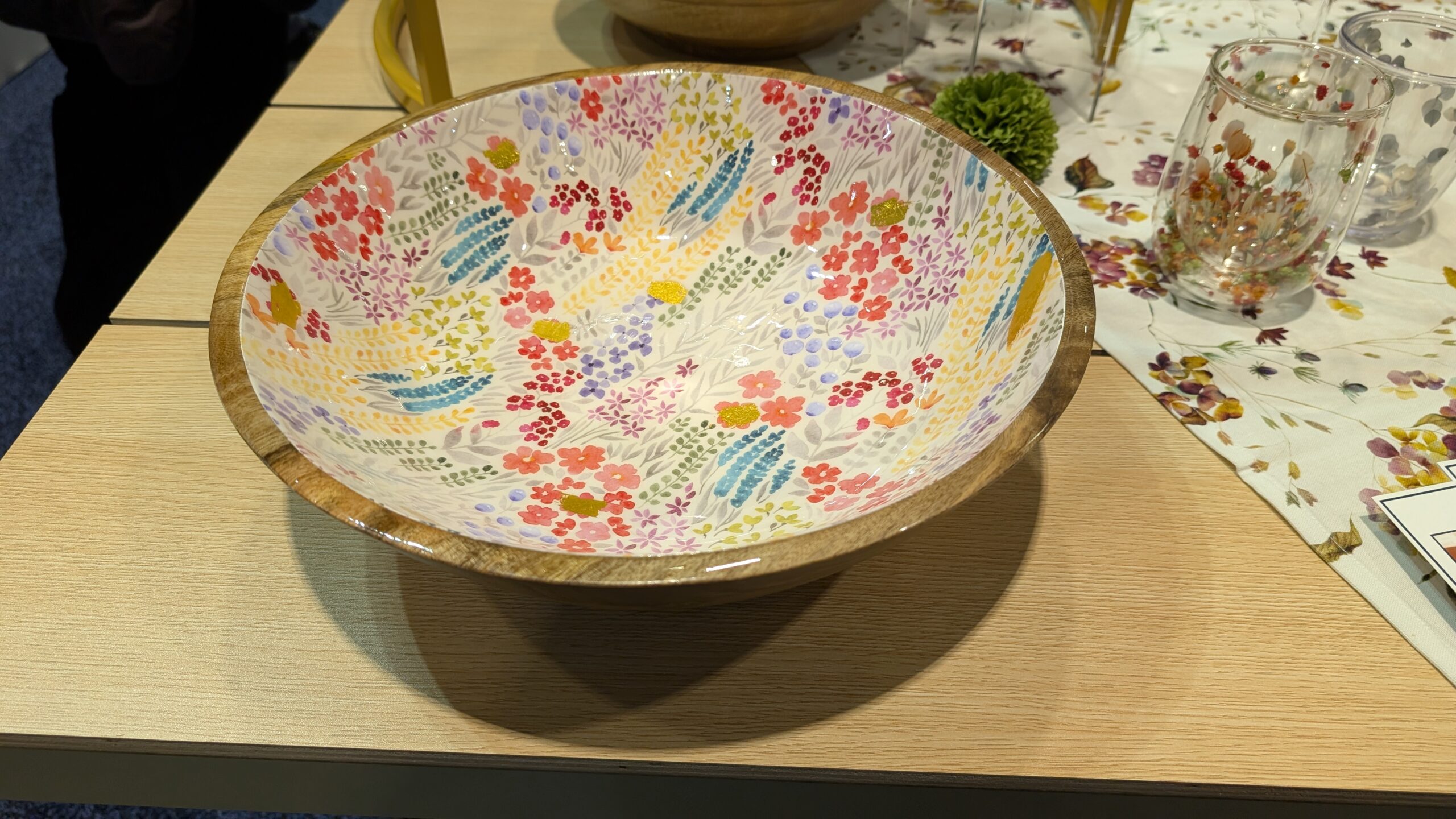 floral serving bowl. widgeteer. widgeteerinc.com