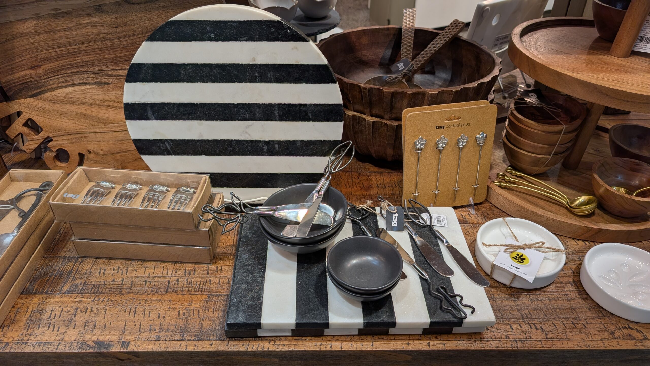 striped marble boards. tag. tagltd.com