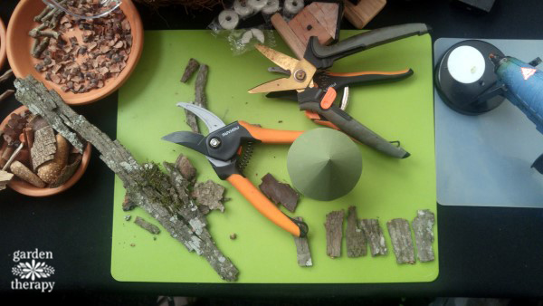 whimsical foraged fairy houses you would think were actually made by fairies 8 how to make a foraged fairy house