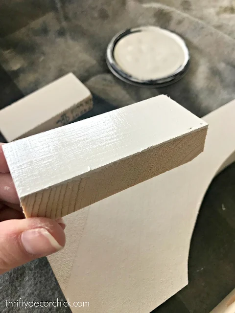 how to update basic cabinets with diy furniture feet | thrifty decor chick 4 diy cabinet feet on kitchen cabinets