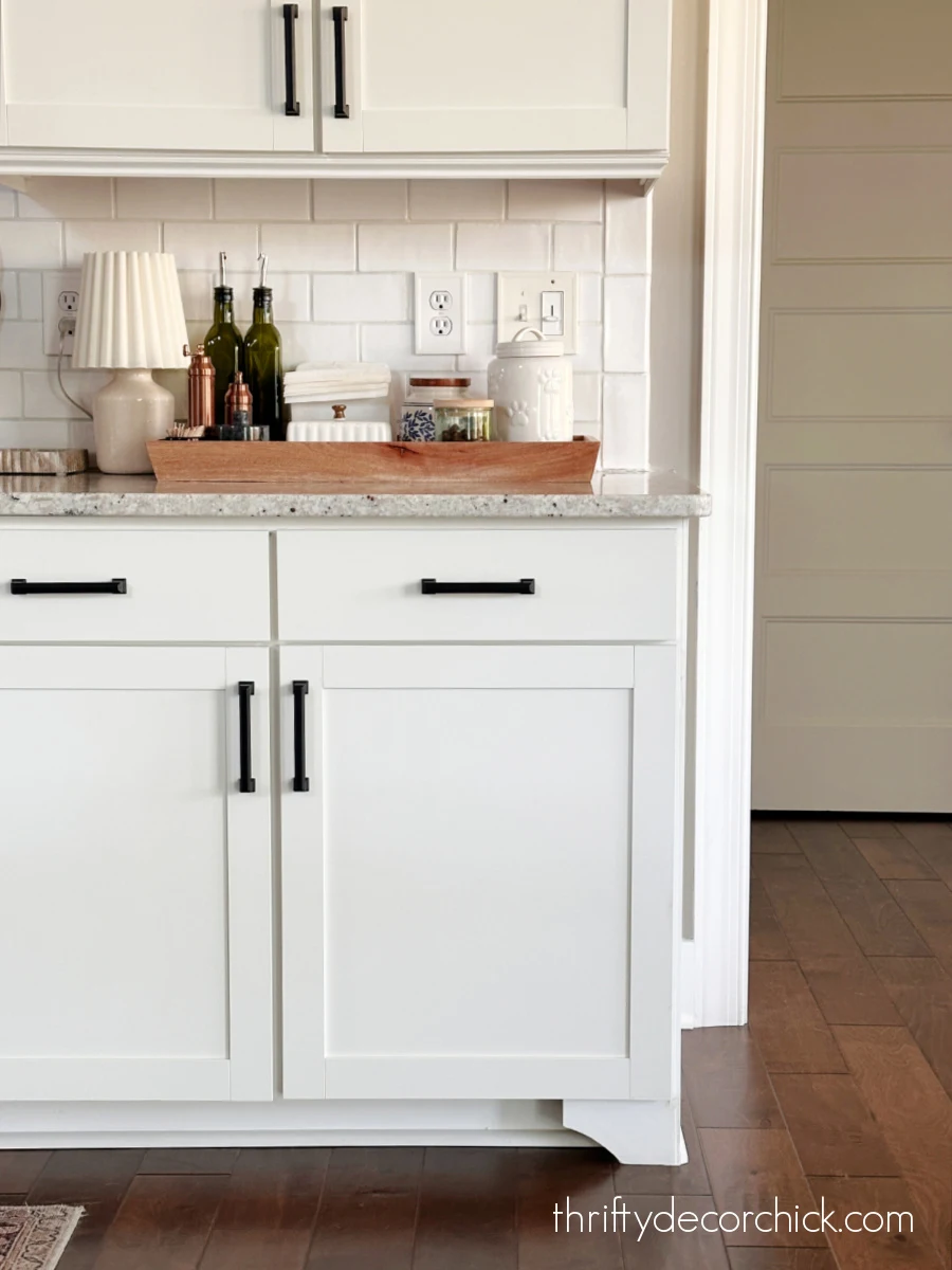 how to update basic cabinets with diy furniture feet | thrifty decor chick 16 diy custom feet on cabinets