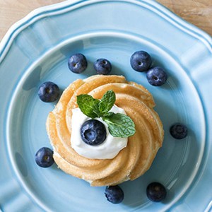 botanical leaf imprint easter eggs