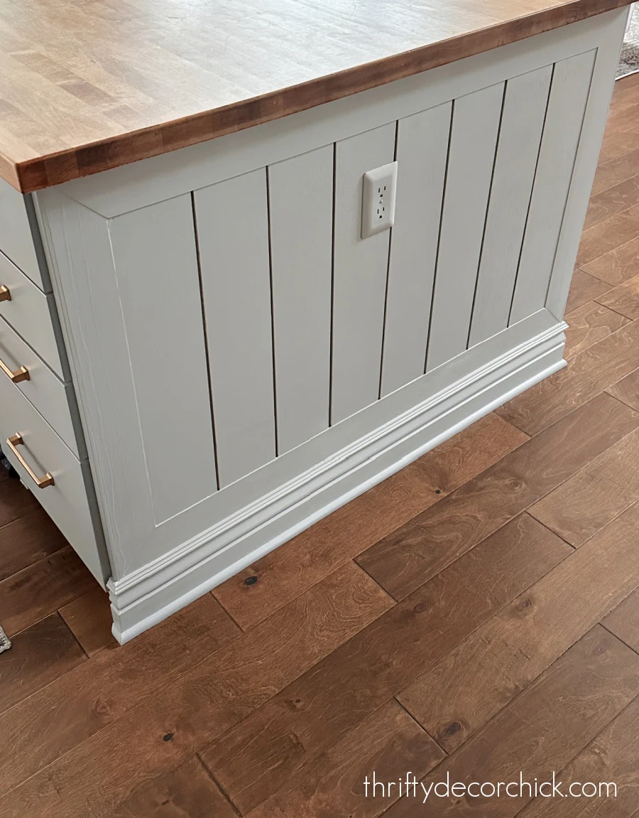 how to add custom diy details to a builder basic kitchen island | thrifty decor chick 9 vertical planked detail kitchen island