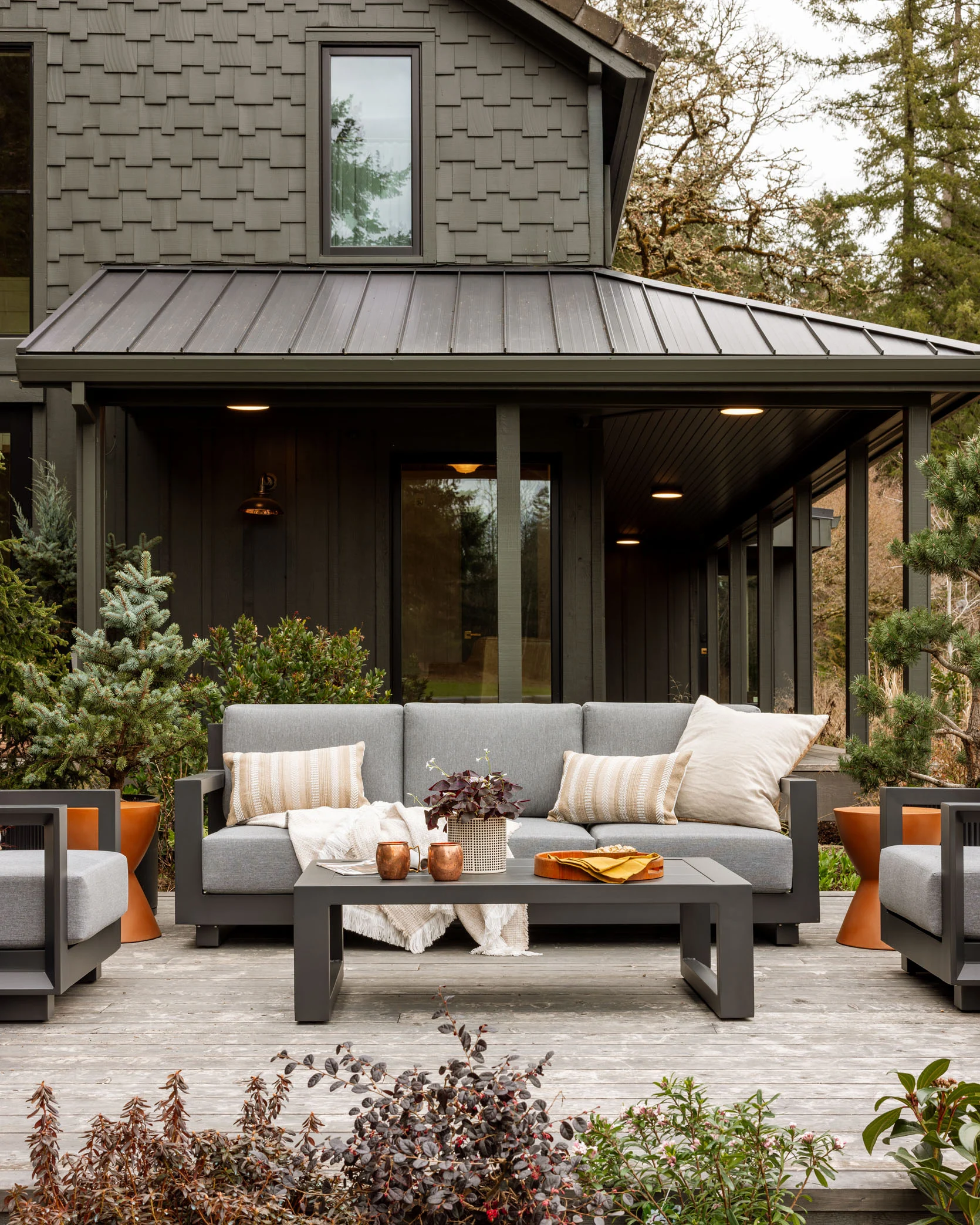 creating outdoor oasis