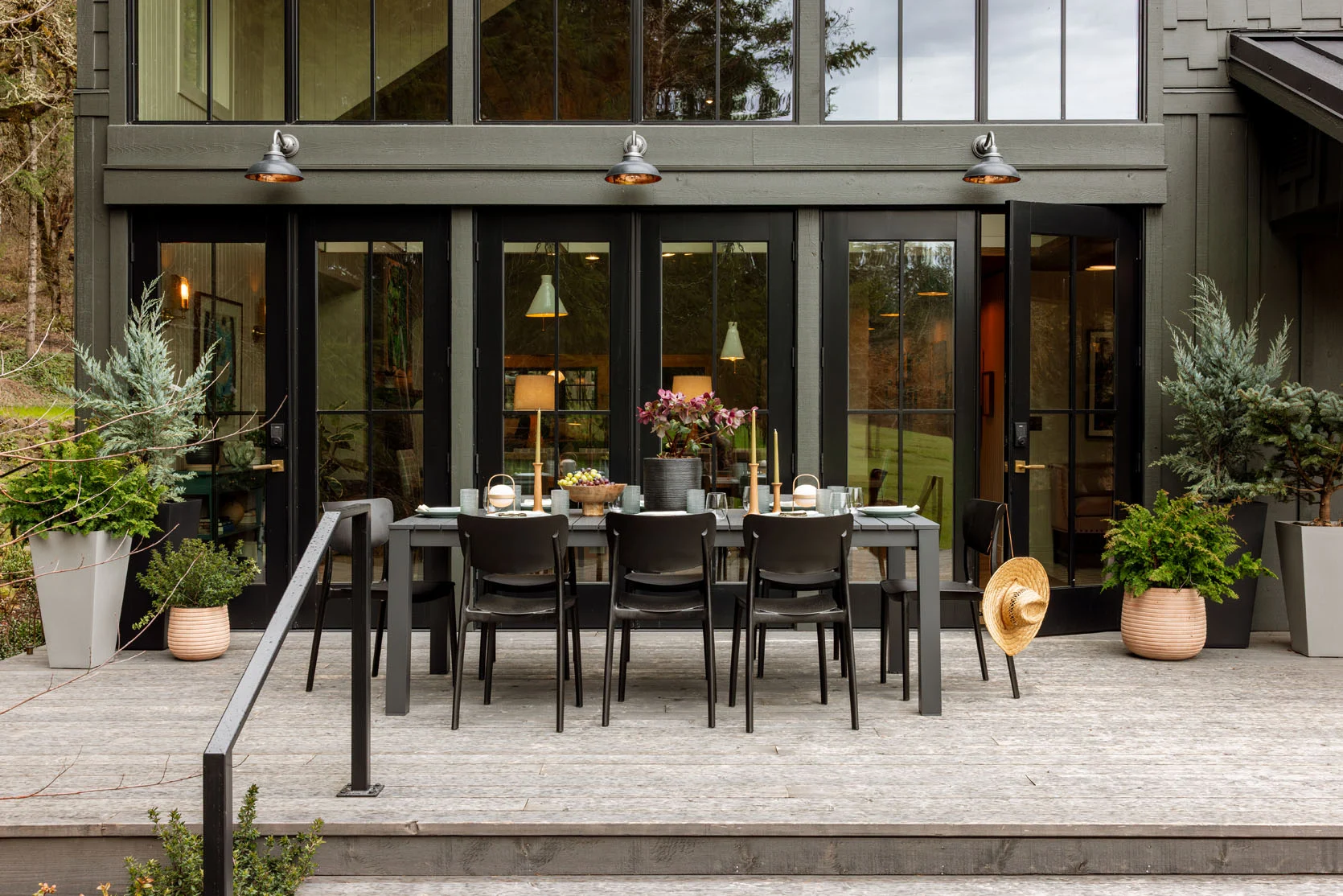 creating outdoor oasis