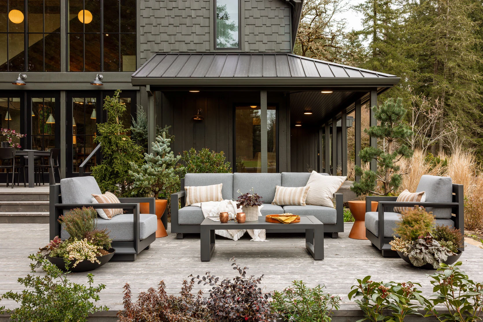 creating outdoor oasis