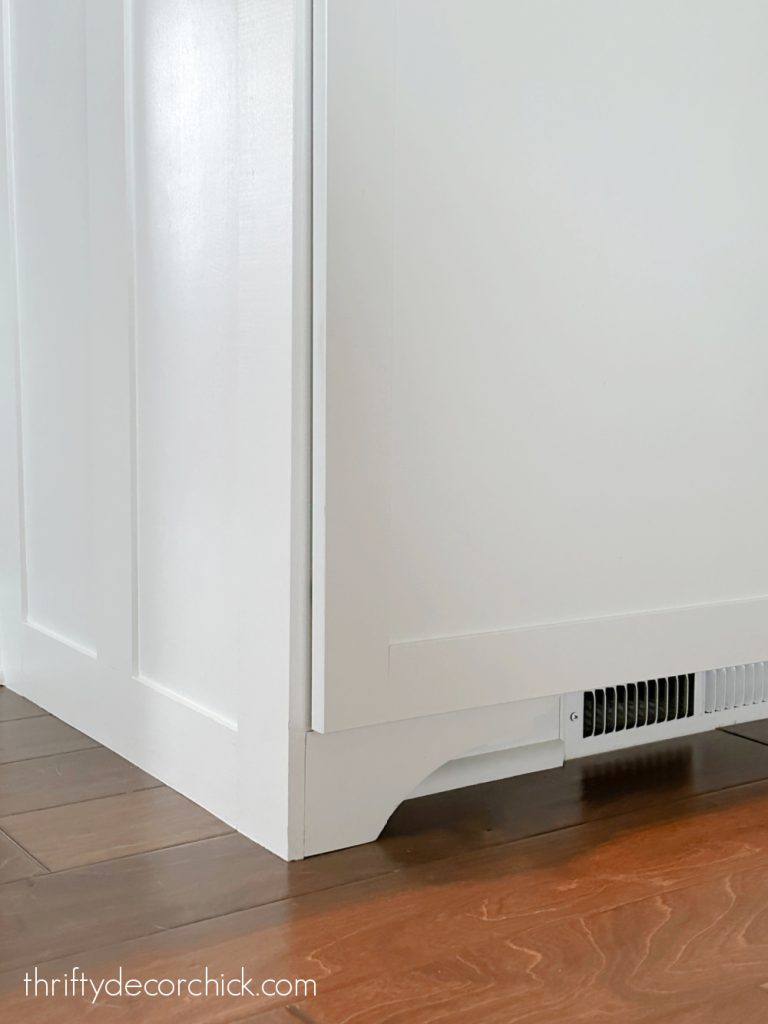 How to Update Basic Cabinets With DIY Furniture Feet | Thrifty Decor Chick