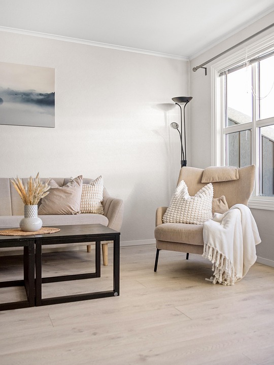 Eco How-To: Building a Living Wall Whispering Wind & Honeycomb Light