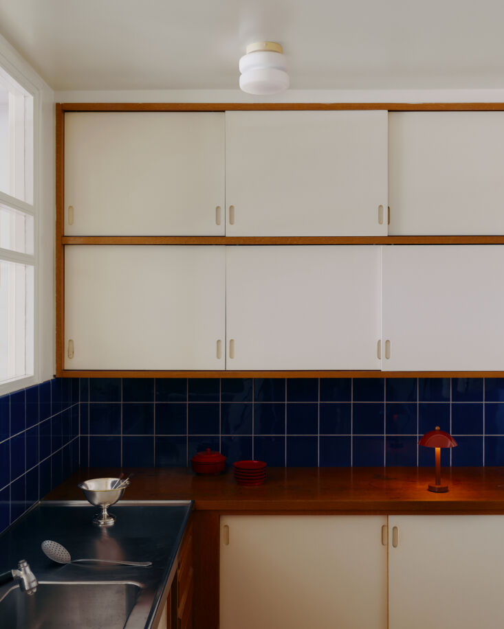 the house was designed with two kitchens—the main kitchen is designed for dai 21