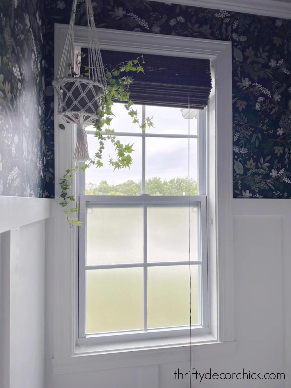 a pretty window diy and finishing touches in the powder room | thrifty decor chick 4 diy privacy film on windows
