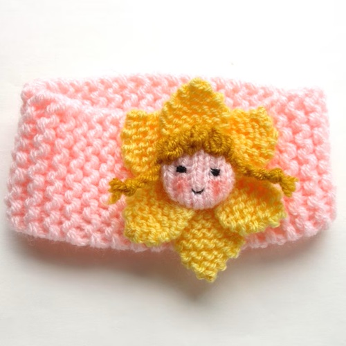 knitted daffodil free
