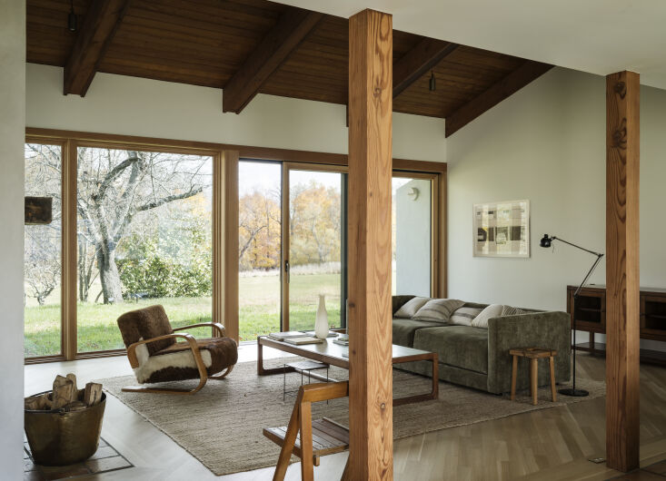 the newly open flow living area has a preserved douglas fir beamed ceiling ceil 19