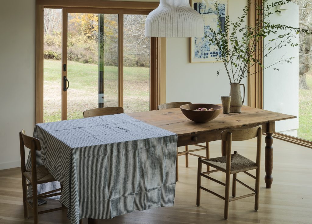 An Elegant Update of a 1970s House in Katonah, NY, by TBo Architects